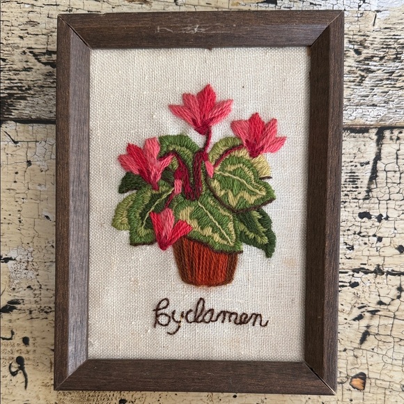 Vintage Floral Framed Needlepoint - Picture 1 of 6